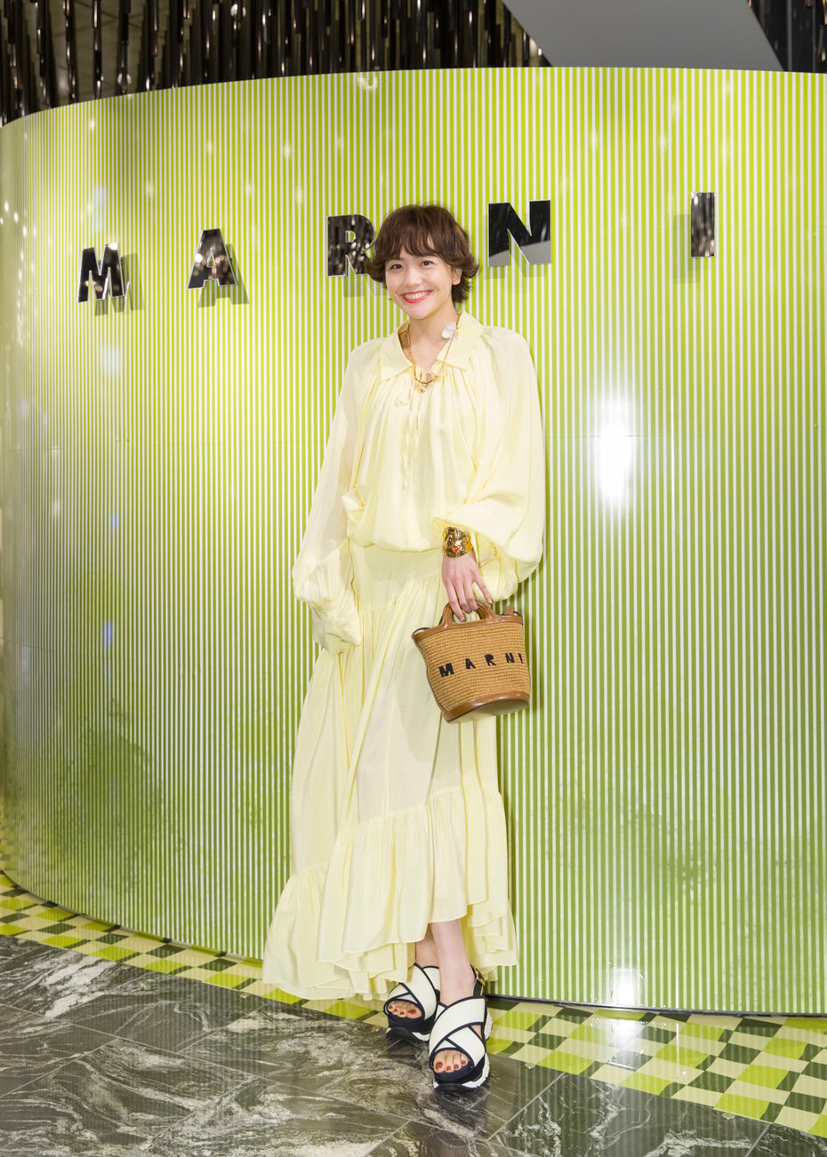 マルニ」夏がテーマのポップアップを伊勢丹新宿店で開催、新作かご 