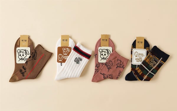オサムグッズ 靴下屋のコラボ第3弾が発売 マグやブランケットなどオリジナル雑貨も登場
