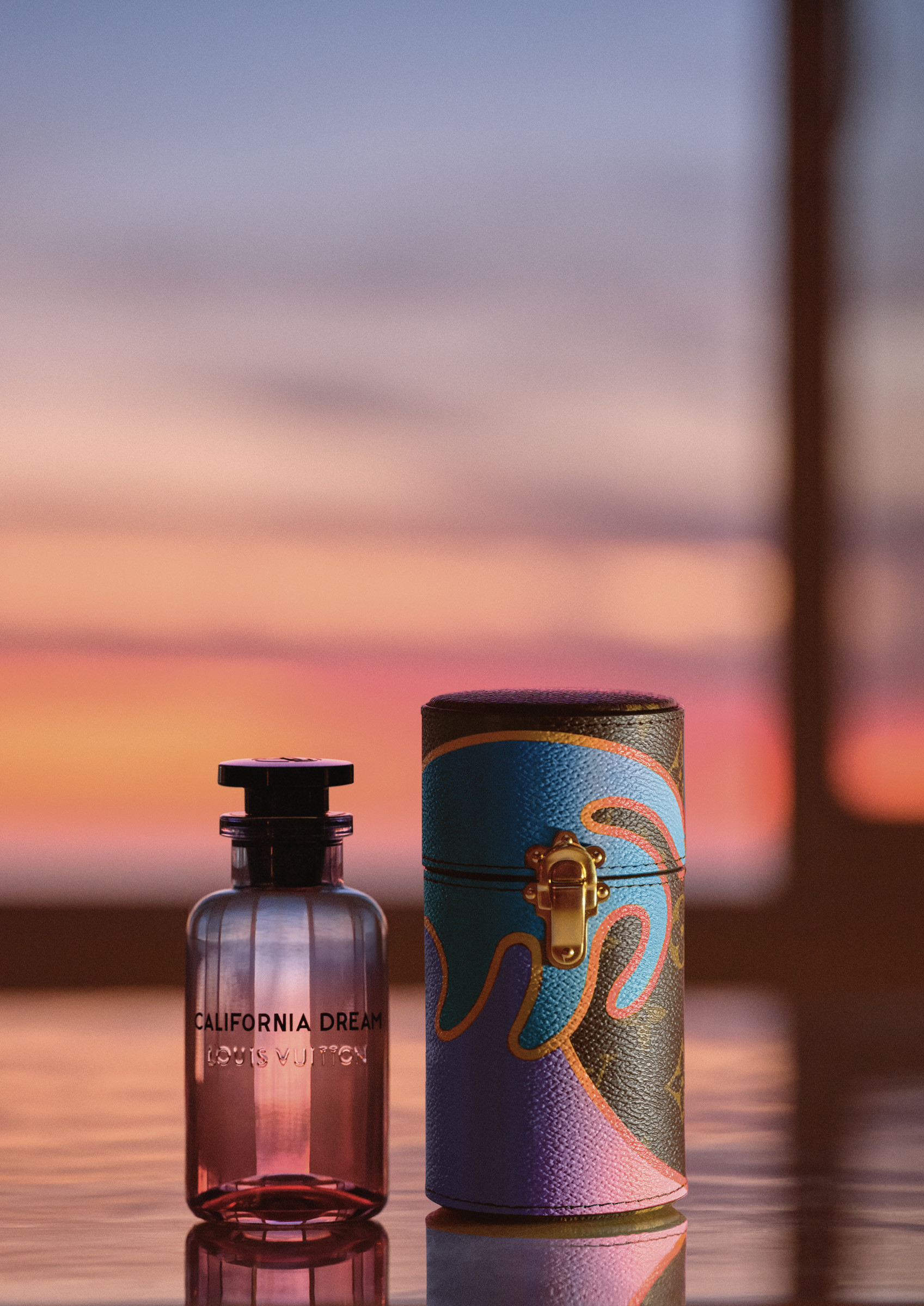 ルイ・ヴィトン」新作香水はカリフォルニアのサンセットをイメージ、マンダリンやアンブレットシードを調香