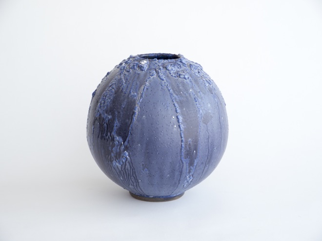 XLARGE創立者アダム・シルヴァーマンが新作陶芸展を開催 テーマは「青」