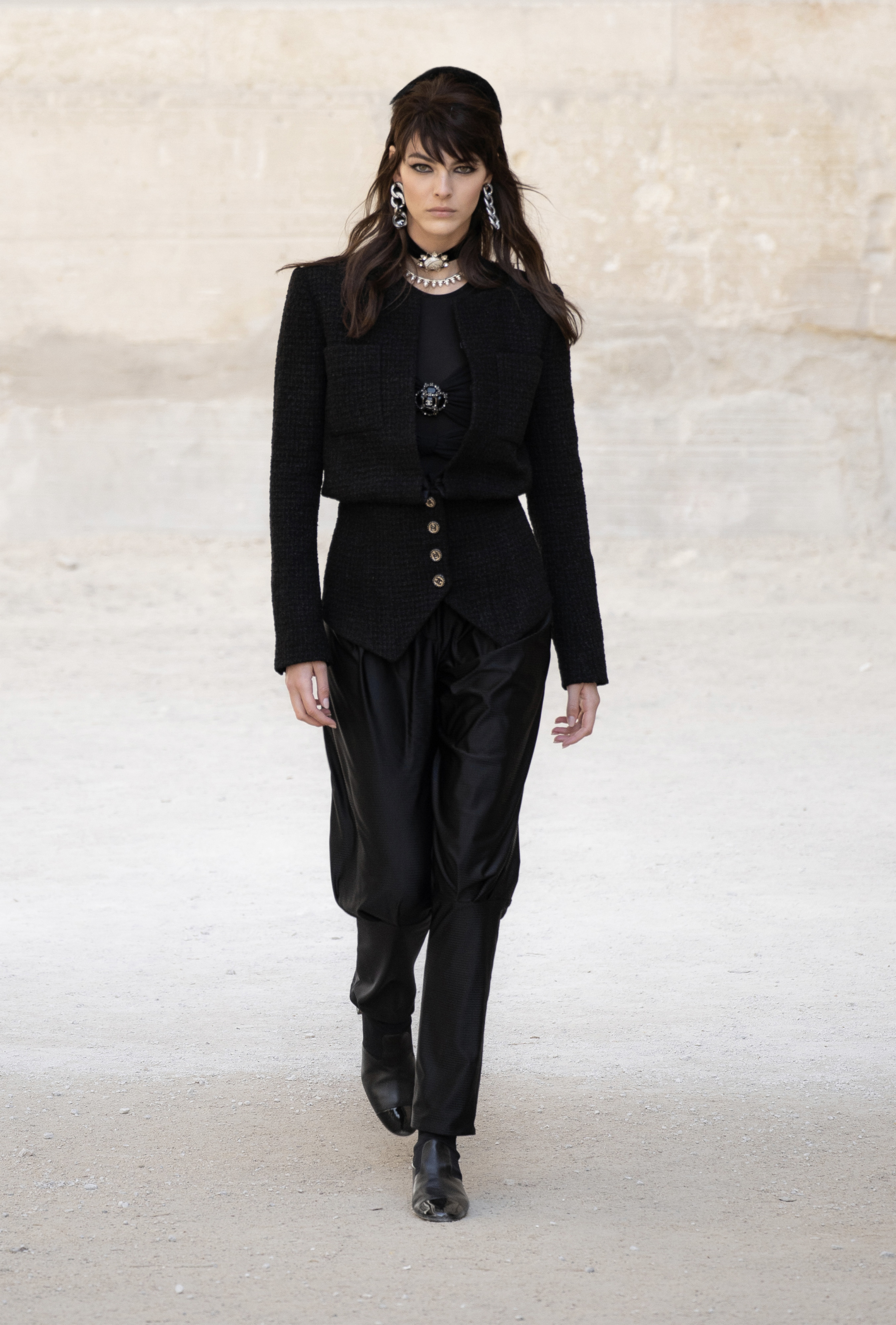 CHANEL 2021-22 Cruise Collection | 画像66枚 - FASHIONSNAP