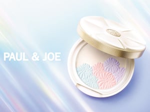 大人のかわいいは反射で作る 「ポール & ジョー ボーテ」新パウダーの光と色