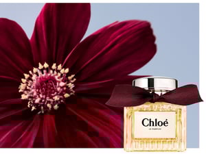 「クロエ」象徴的なローズの香りをアップデート 陽を浴びて熟したオレンジブロッサムを融合