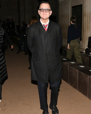 PETA抗議者への「暴行」騒動で休職、CFDAトップのスティーブン・コルブが退任