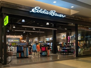 エディー・バウアー、全店閉鎖でもブランドは存続　アメリカ小売の不思議な破綻