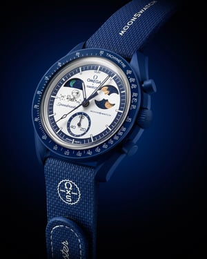 “オメガスウォッチ”スヌーピーモデル新作　ビーバームーンをオマージュ