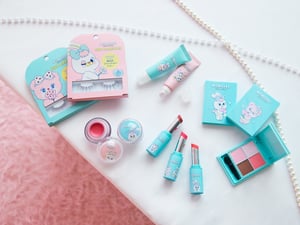 韓国発のキャラクターMOMOREIのコスメが誕生　キュートな世界観を落とし込んだアイテムが登場