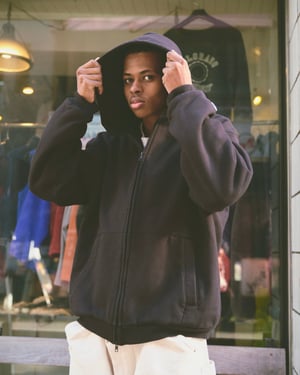 ベルベルジンが「ラッセルアスレティック」と初コラボ、ヴィンテージのディテールを再現したフーディーなど