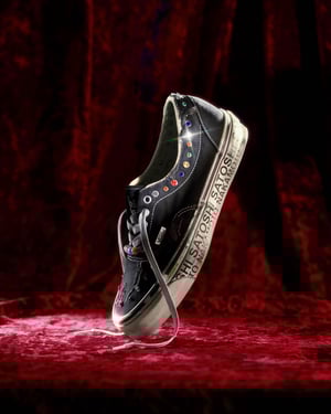 ヴァンズ、LA発「サトシ ナカモト」とのコラボシューズ「Era 95 Gems」発売