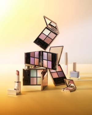 【2025年秋コスメ】ルナソル：人気アイシャドウから限定色が登場　くすみを秘めた透明感ネイルカラーも