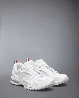 �ȥ� �֥饦�� �� �����å����μ���ӥ��˩`���`����ɫ�ǈ����ȥꥳ���`�뤢����ä����`��ۥ磻��