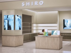��SHIRO���Υ����`�Х뻯�����١�����8���nĿ���n��4���nĿ�򥪩`�ץ�