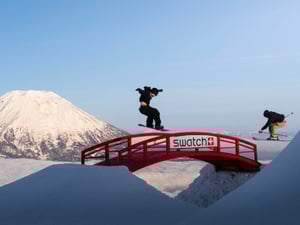 採点も賞金もなし、平野海祝らトップアスリートがニセコで躍動した「スウォッチ ナインズ」の全貌