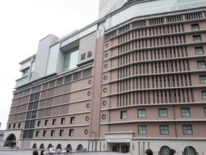 阪急うめだ本店「インターナショナルブティックス」が「HANKYU LUXURY」に一新　スキャパレリやレトランジュが日本初出店