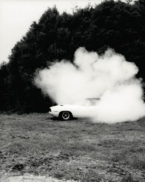 写真家 新津保建秀が個展を恵比寿で開催　朝吹真理子らによるトークイベントも実施