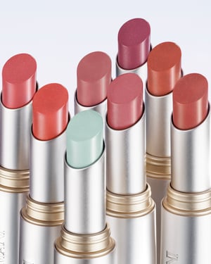 ひと塗りで艶やかな輝きを実現　「アルマーニ ビューティ」がリップバーム発売