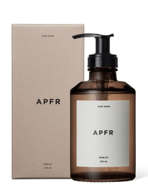 「アポテーケ フレグランス」からハンドウォッシュ登場　自然と生命の循環を感じる香り