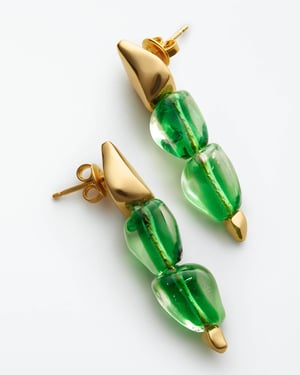 ボッテガ・ヴェネタが新作ジュエリー「プリズマ」を発売　ピアスやブレスレットなど