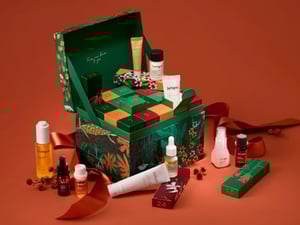 2025ꥯꥹޥե졿`r@ٛ롢̤˜եȤʤ