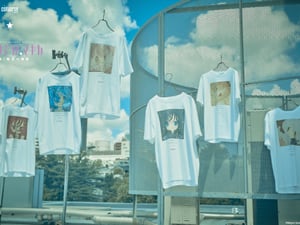 コンバース トウキョウがまどマギと初コラボ　アートTシャツやアクセサリーなど発売