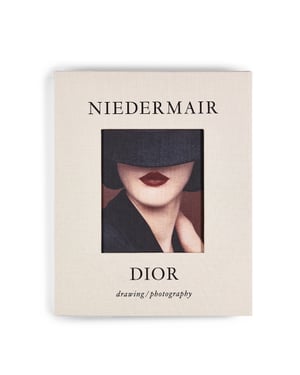 ディオール、ブリジット・ニーデルマイルとの創作をまとめた書籍を刊行