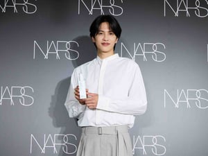 「自分の良さを引き立ててくれる」　志尊淳がNARSの新作クレンジングの魅力を語る