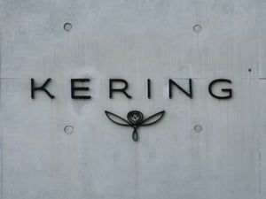 ����󥰤����奨��`�I���������֥�`���`Raselli Franco����`�פ��I����