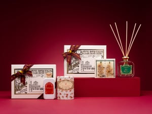 【2025年クリスマスコフレ】サンタ・マリア・ノヴェッラ：ホリデーを彩る香りのギフト