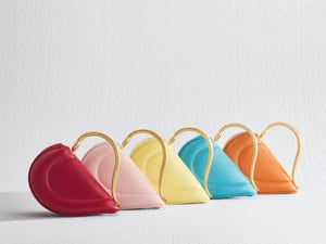 ブルガリがアイコンバッグ「セルペンティ クオーレ 1968」の新作を発売