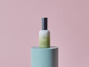 ジョンマスターオーガニックからグリーンティの香りの水性フレグランスが登場