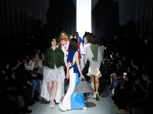 【東コレハイライト】20年の前進と、残された課題──ファッションウィークの今