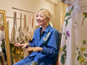 量産ではできないことを　“アートウェア”が支持を集める「TOLIGHT」が描く花の世界