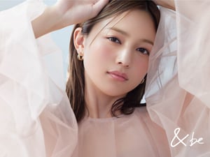 「アンドビー」クッションファンデに春限定のピンクエディション