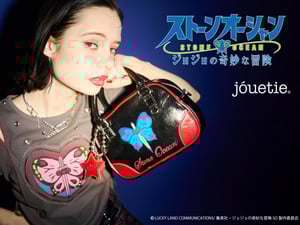 ジュエティがアニメ「ジョジョの奇妙な冒険 ストーンオーシャン」とコラボ　シャツやバッグなど発売