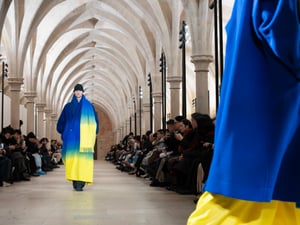 たった一枚の布から“ちゃんとしている”を探求するイッセイ ミヤケのメンズブランド「アイム メン」