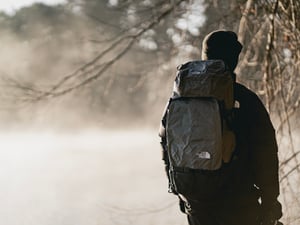 ザ・ノース・フェイスが極地での撮影に対応するカメラバックパック「エタ」を発売　40Lと30Lをラインナップ