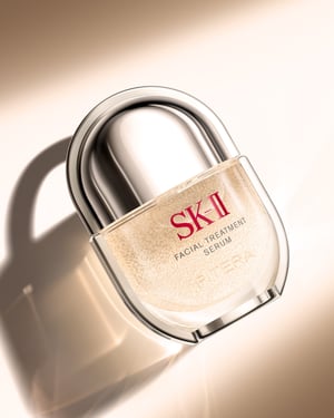 「SK-Ⅱ」からストレスと肌の関係に着目したエイジングケア美容液　ウッディフローラル香る