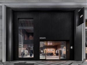 ザラが日本初のメンズストア「ZARA MAN」を心斎橋にオープン　特別展示も