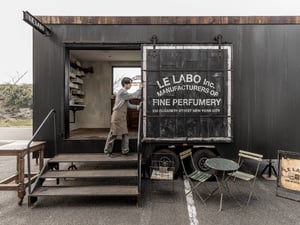 移動式のポップアップトラック「ル ラボ オン ウィールズ」が期間限定で岡山に停車