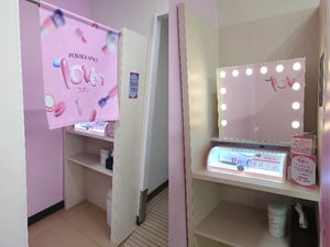 「セブン-イレブン」がパウダースペースを新設　気軽に身なりを整える場所に