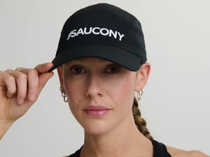 サッカニーがアパレルラインの国内展開をスタート　ランニングテクノロジーをウェアに転用