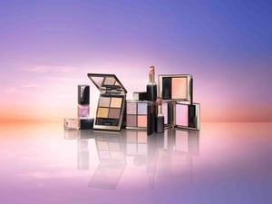 【2026夏コスメ】SUQQU：日の出直前や夕暮れ時の空を表現したリップやアイシャドウ