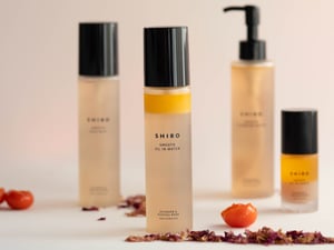 ハマナス果実をまるごと肌で感じる「SHIRO」のルバーブハマナスが刷新　新アイテムも