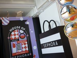 「スナイデル ビューティ」がグローバル展開拡大へ　香港セフォラと韓国ムシンサに出店