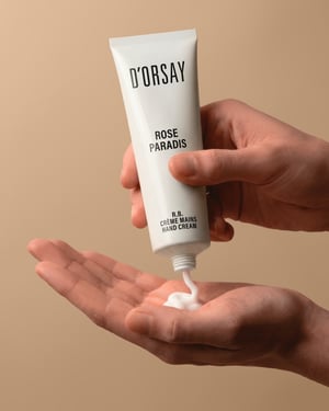 フランス発「ドルセー」がフローラルウッディの香りのハンドクリームを発売