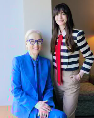 アン・ハサウェイとメリル・ストリープが選ぶお気に入り衣装は？　映画「プラダを着た悪魔2」公開記念インタビュー