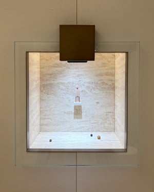 内藤礼のインスタレーションを展開　「ミオハルタカ」直営店が3度目の展示刷新