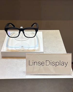 眼鏡市場が新型ARグラス「Linse Display」を初披露　同時翻訳など9機能