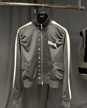 MASU �� �ש`�޵�3�����������ȥꥢ���L�ȥ�å����㥱�åȤʤ�3�Ͱk��