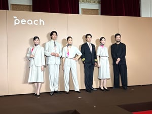ポステレガント 中田優也がデザイン　Peachが初の制服全面リニューアル
